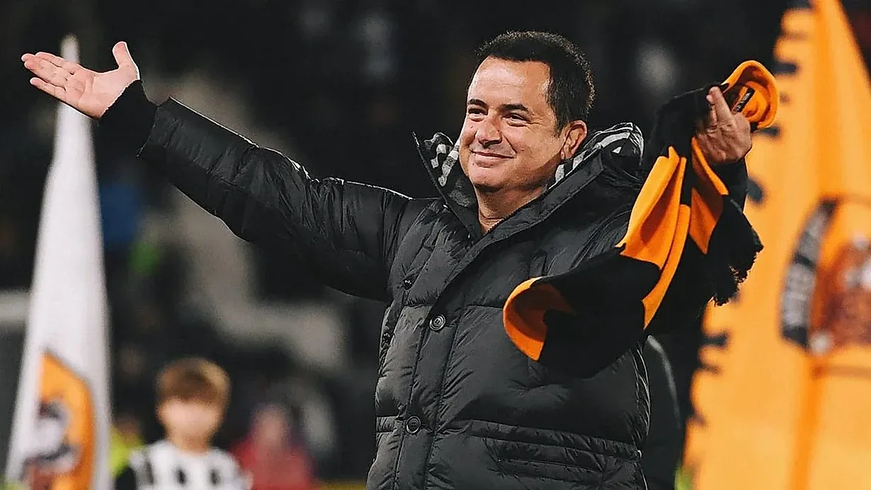 Acun Ilıcalı'nın Sahibi Olduğu Hull City Premier Lig'e Yükselen Son Takım Oldu
