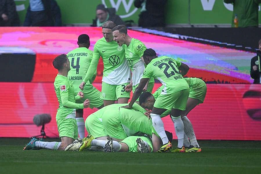  Wolfsburg 29 Yıl Sonra Bundesliga'ya Veda Etti