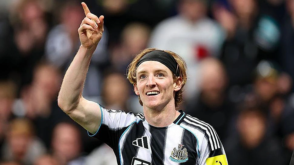 ¡BOMBAZO EN EL MERCADO DEL LIVERPOOL: ANTHONY GORDON PARA SUSTITUIR A MOHAMED SALAH!
