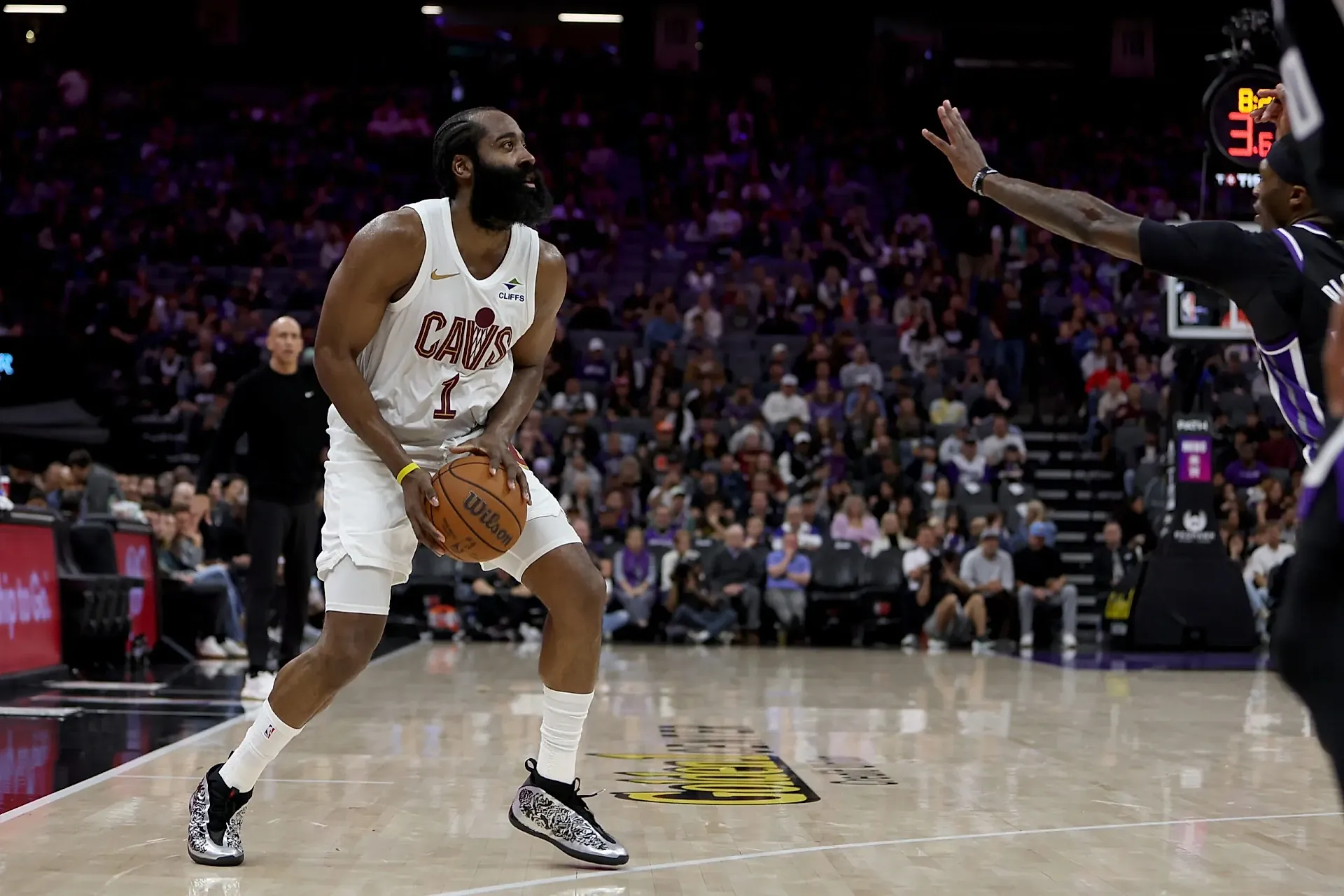 Harden'dan Şok Açıklamalar: Süpürülmelerine Rağmen Knicks Serisini Yorumladı, "Daha İyi Takım Bizdik" Dedi