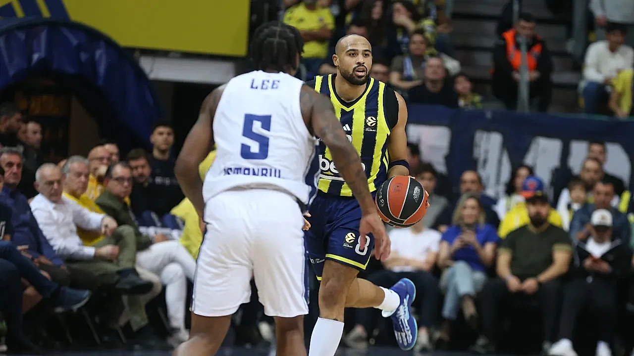  Yarı Finalin Devleri: Fenerbahçe-Anadolu Efes
