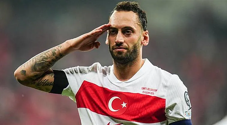 Inter Sportif Direktörü Ausilio'dan Hakan Çalhanoğlu Açıklaması