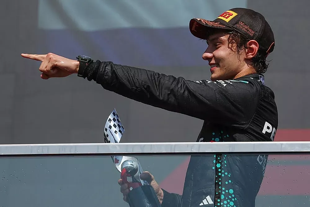 Olaylı Monaco GP'nin Galibi Antonelli: Verstappen ve Leclerc Yarışı
