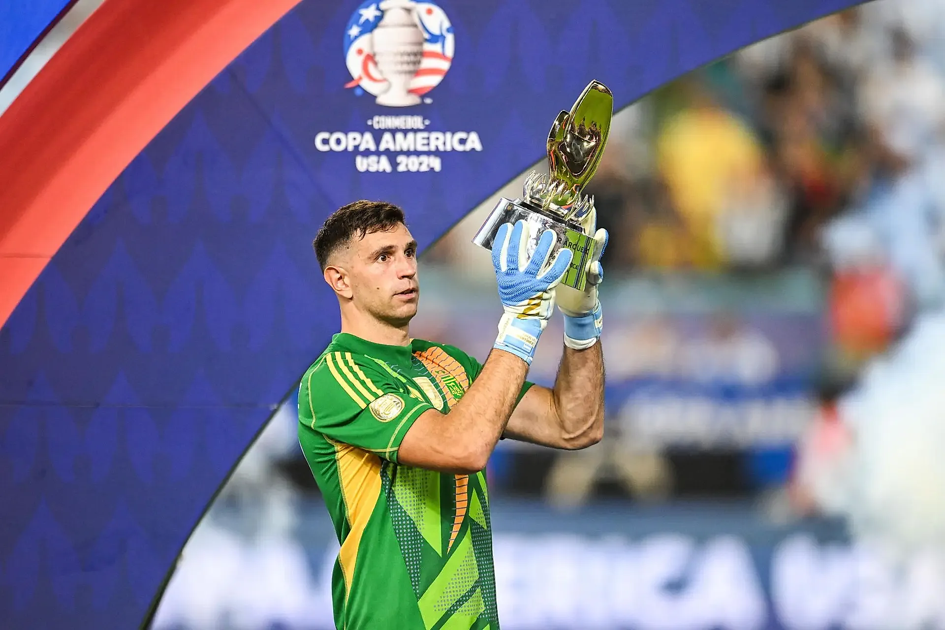 Juventus Emi Martinez ile Anlaşmaya Vardı