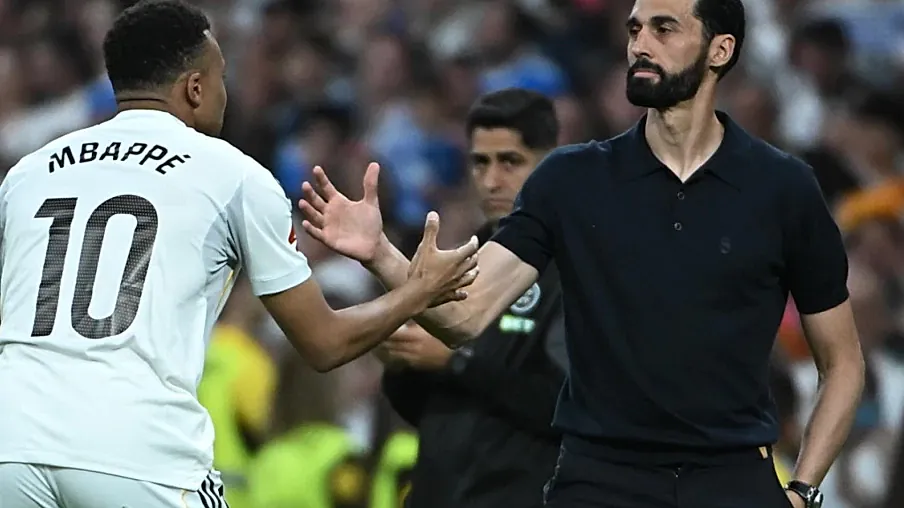 Fulham, Real Madrid'den Ayrılan Arbeloa ile Görüşmelere Başladı