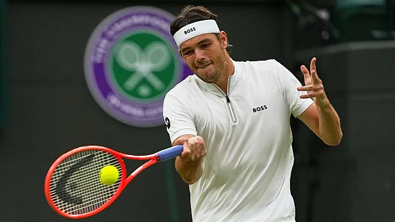 Taylor Fritz set kaybetmeden ikinci turda