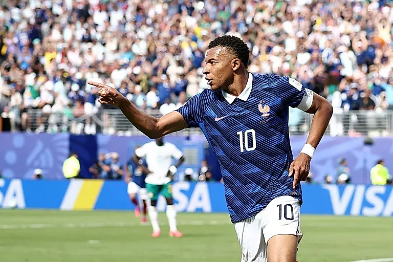 Mbappé sahnede: Fransa devrede 1-0 önde