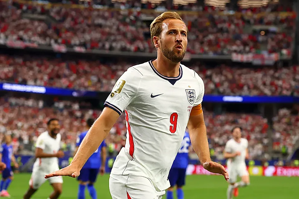 Harry Kane İngiltere'yi son 16'ya taşıdı