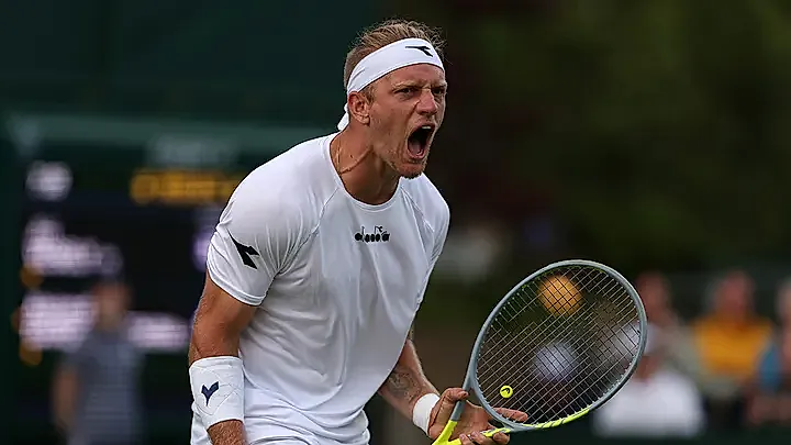 Davidovich Fokina Wimbledon'da bir üst tura yükseldi