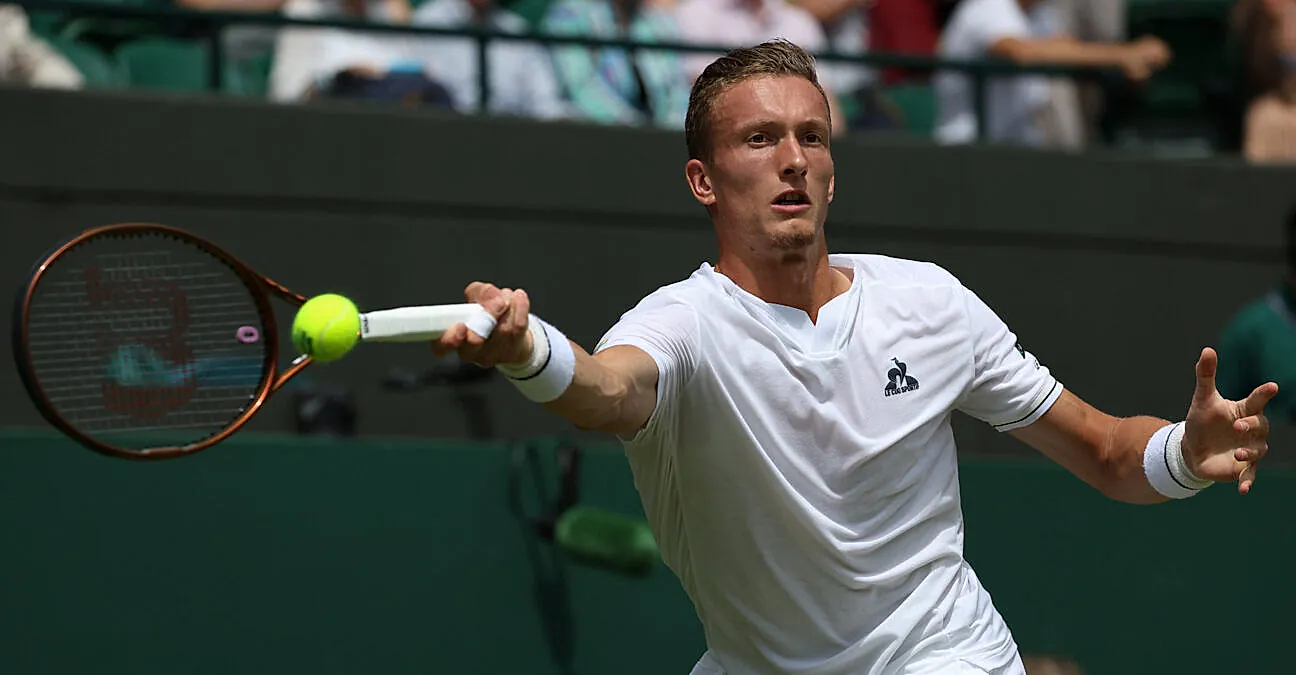 Çek yıldız Lehecka, Wimbledon'da yoluna devam ediyor 