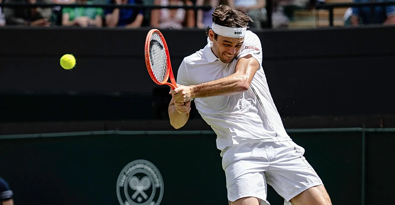  Set verdi, turu vermedi: Taylor Fritz son 16'da 