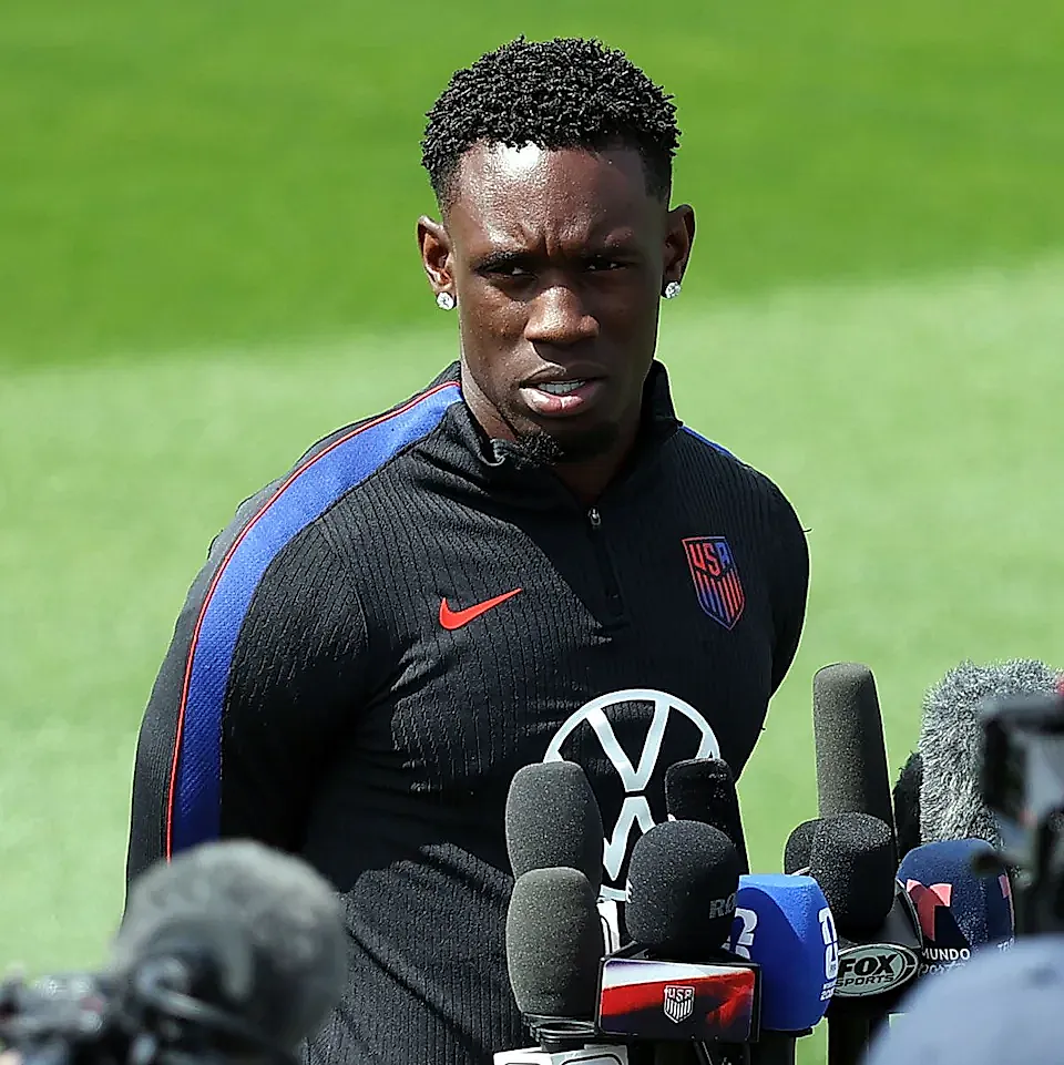 FIFA'dan geri adım: Balogun'un cezası kaldırıldı 