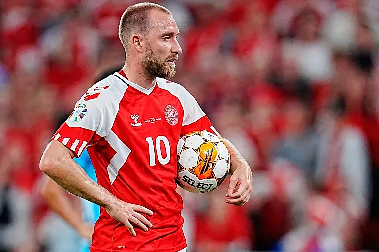 Eriksen kalp krizlerine rağmen sahalara dönüyor