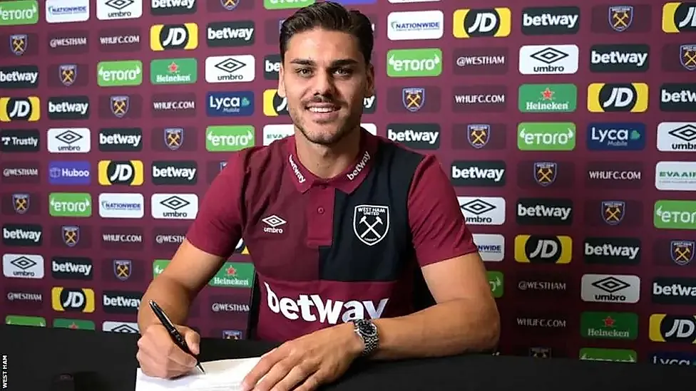 Arsenal'ın radarında West Ham'dan Dinos Mavropanos