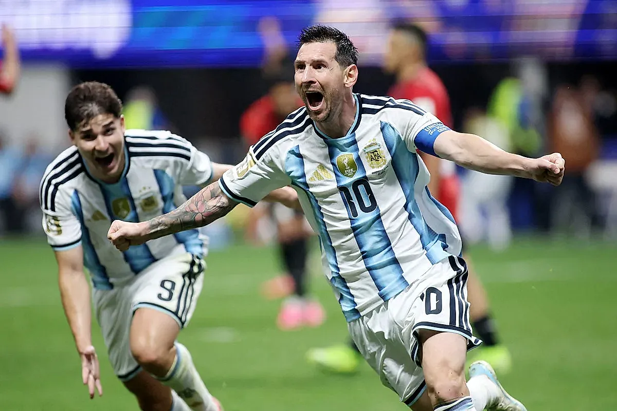 Messi'nin son dansı sürüyor: Arjantin yarı finalde