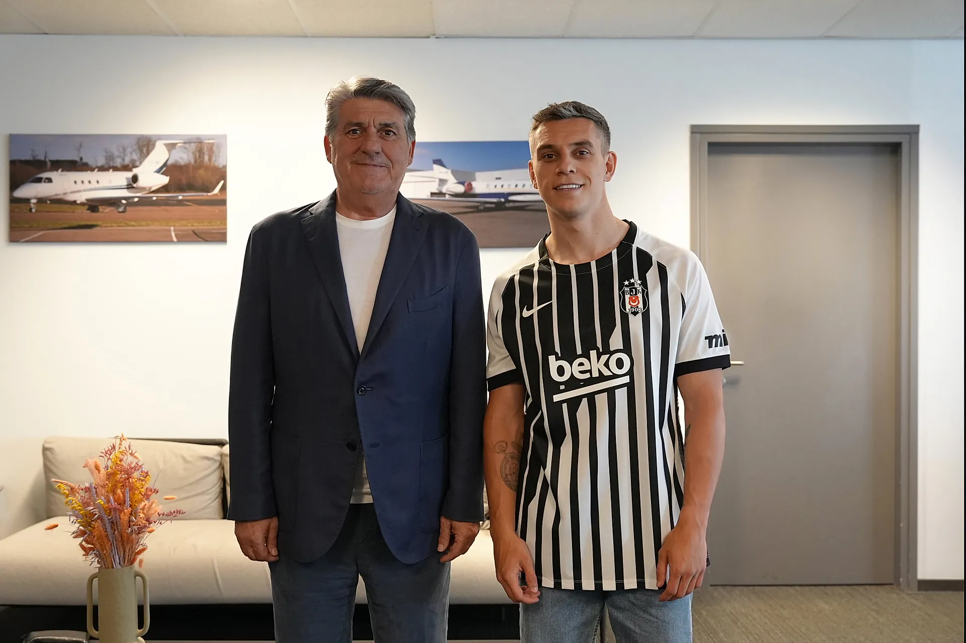 Beşiktaş, Leandro Trossard Transferinde Mutlu Sona Ulaştı: Yıldız Oyuncu 19.30'da İstanbul'da