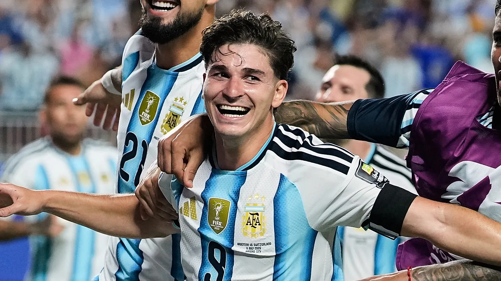 Arsenal'in rüya hedefi: Julián Álvarez