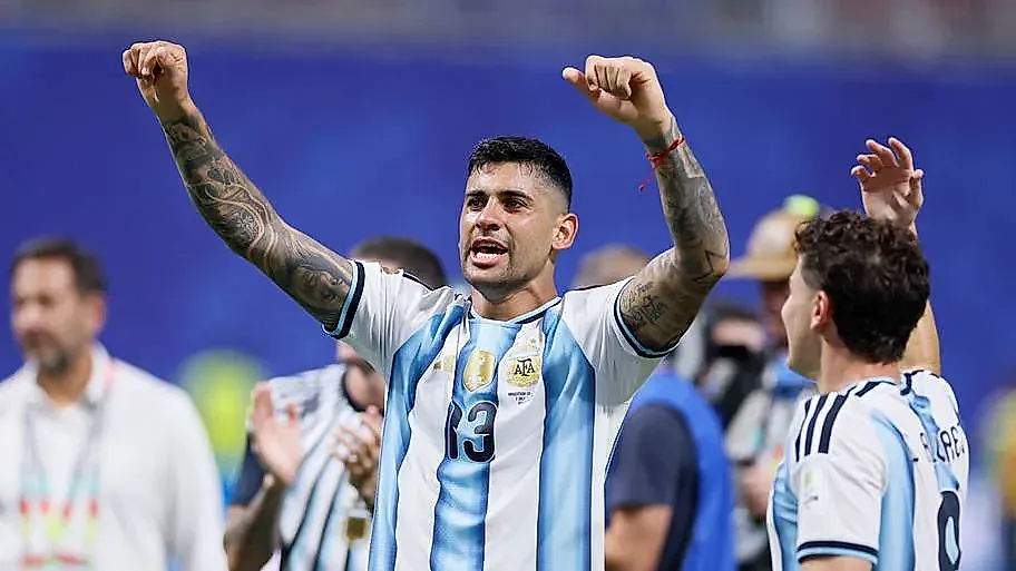 Kaptan gidiyor: Romero'da Inter-Barcelona yarışı
